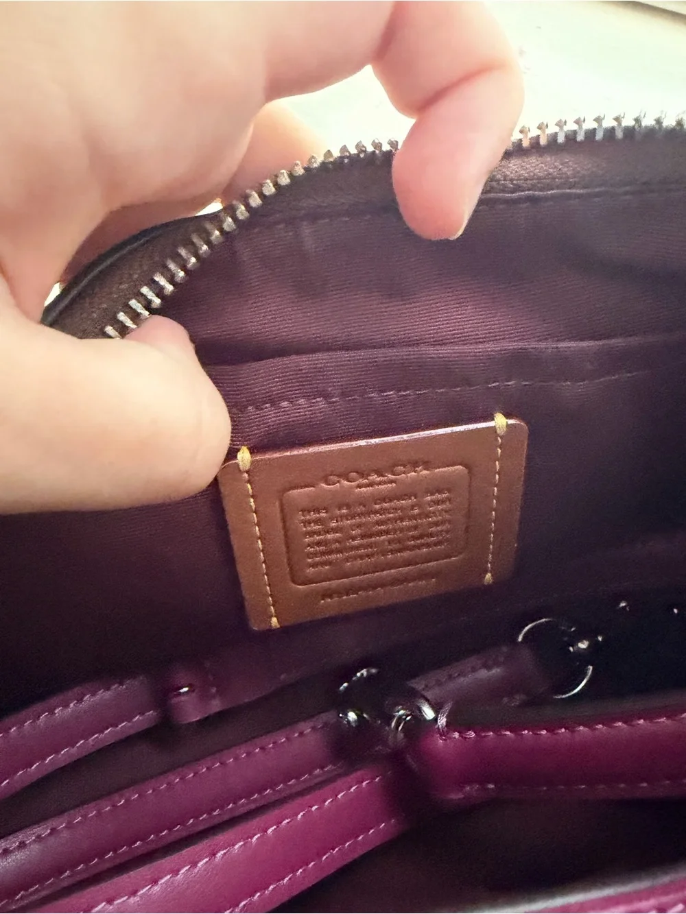Coach bow Signature Small Shoulder Bag in Brown and Red
